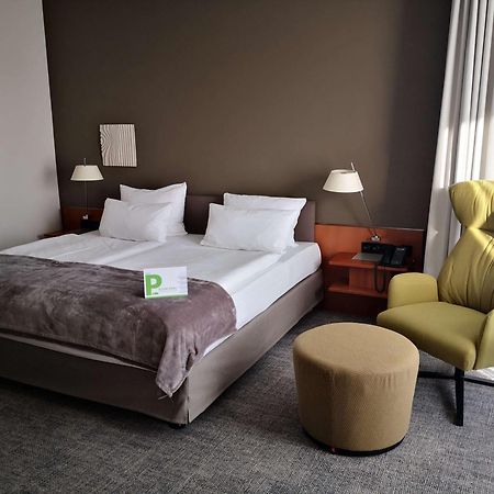 First Inn Hotel Zwickau Exteriör bild